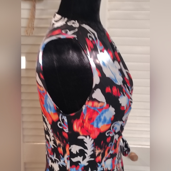 Dana Buchman Black Floral Faux Wrap Midi Dress with Side Tie Size S – Like New - Picture 7 of 8